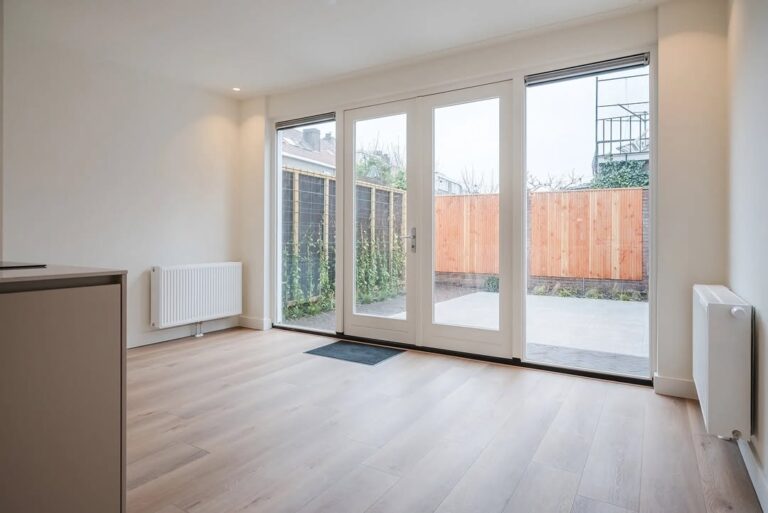 Rénovation complète d'une maison avec aménagement des combles